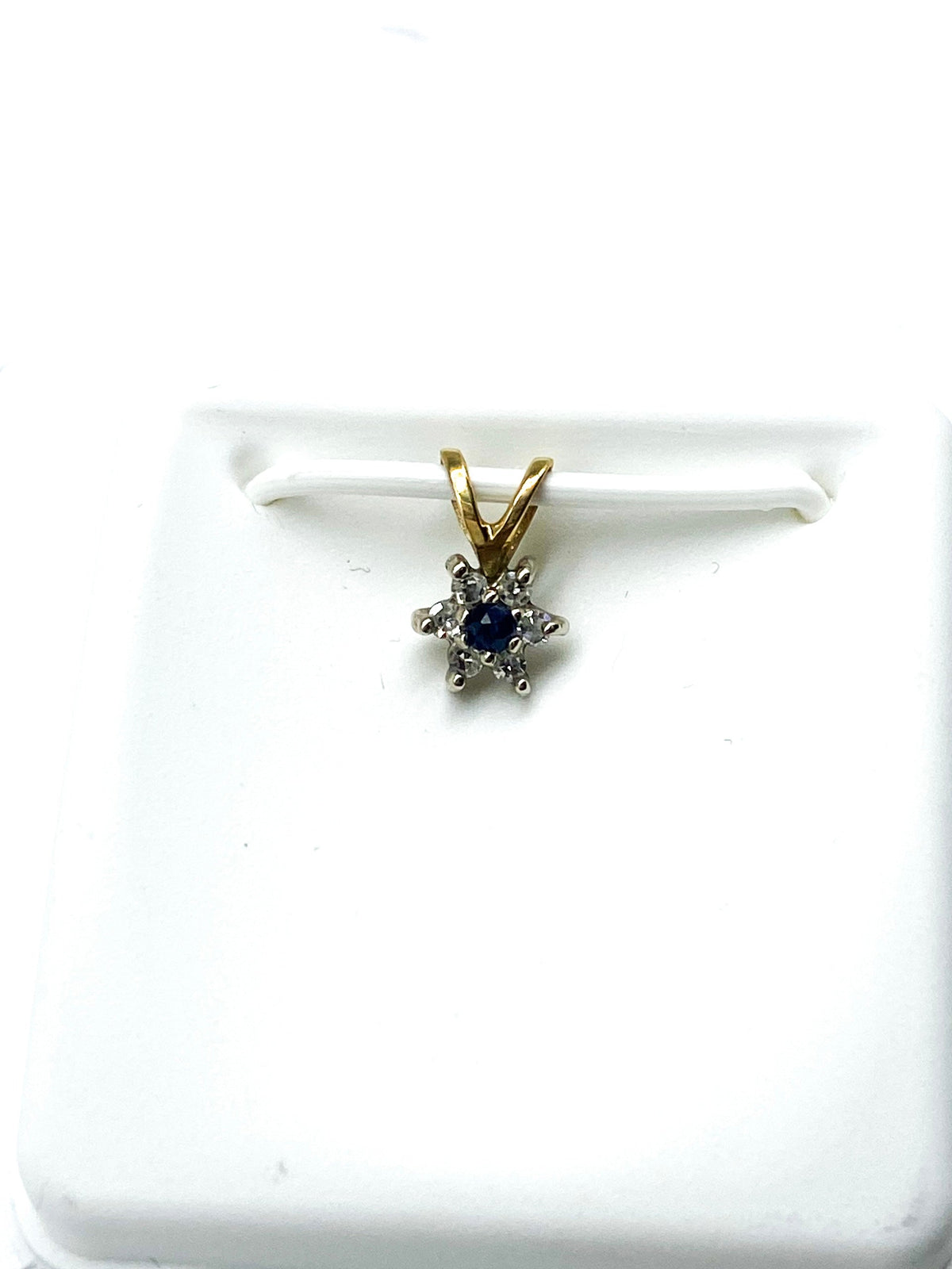 Genuine Blue Sapphire Round Cut Diamond Pendant