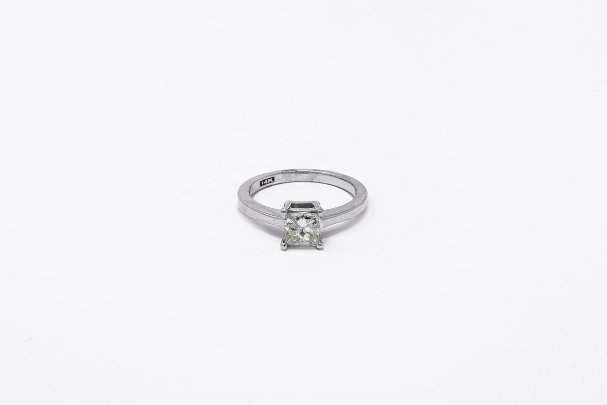 1.01 point Princess Cut Diamond Ring